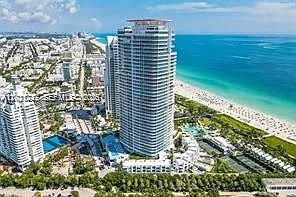 Continuum On South Beach — Photo 4