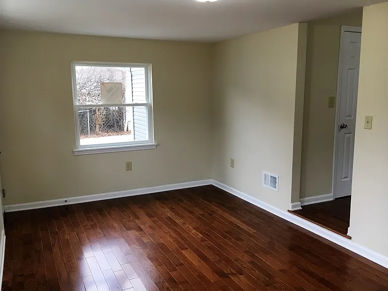 1114 Acton Rd — Photo 12