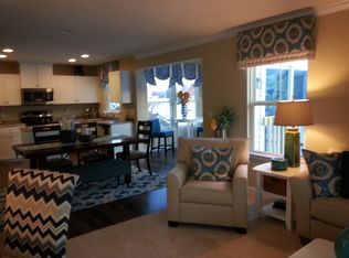 9106 Stonegate Cir, North Ridgeville, OH 44039