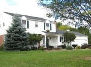 389 W Hunters Creek Rd, Lapeer, MI 48446