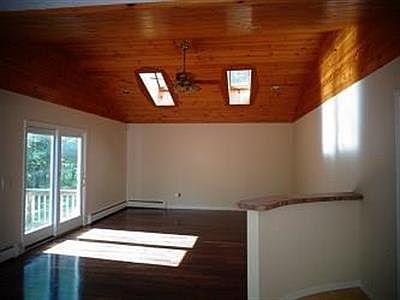 4th image of 25 Jennifer Lee Ct