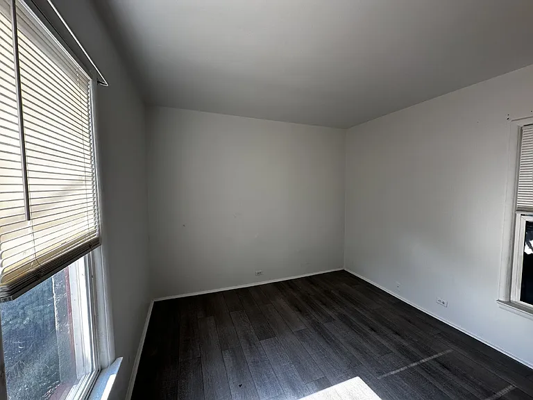 172 W Maple Ave #2 — Photo 18
