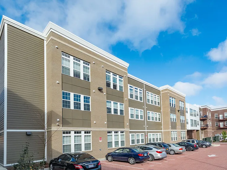The Gateway Apartments — Photo 10