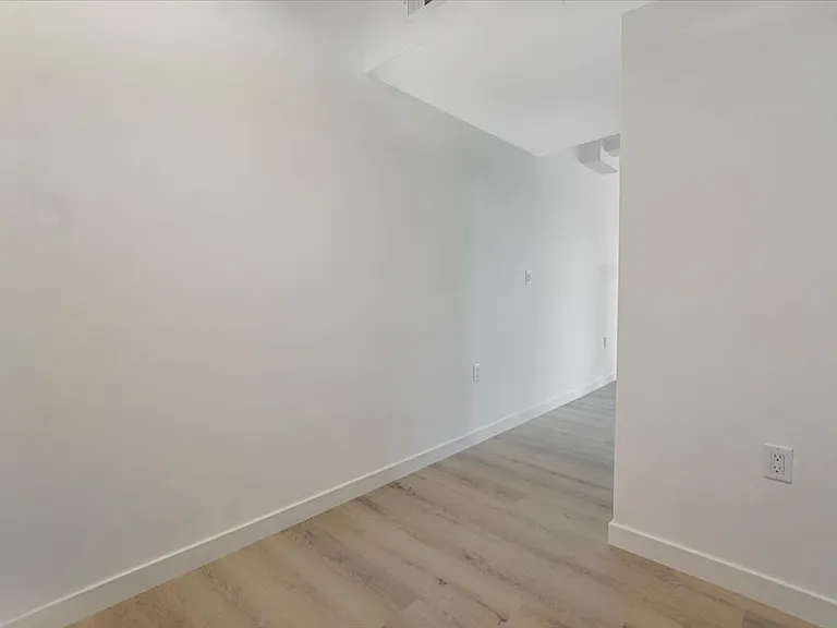 10918 Camarillo St #501 — Photo 2