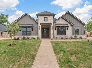 10221 Creekside Ln, Waco, TX 76712