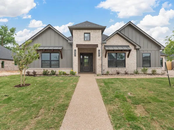 10221 Creekside Ln, Waco, TX 76712