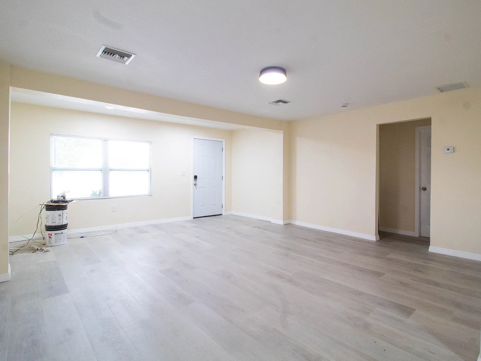 386 Miramar Rd — Photo 4