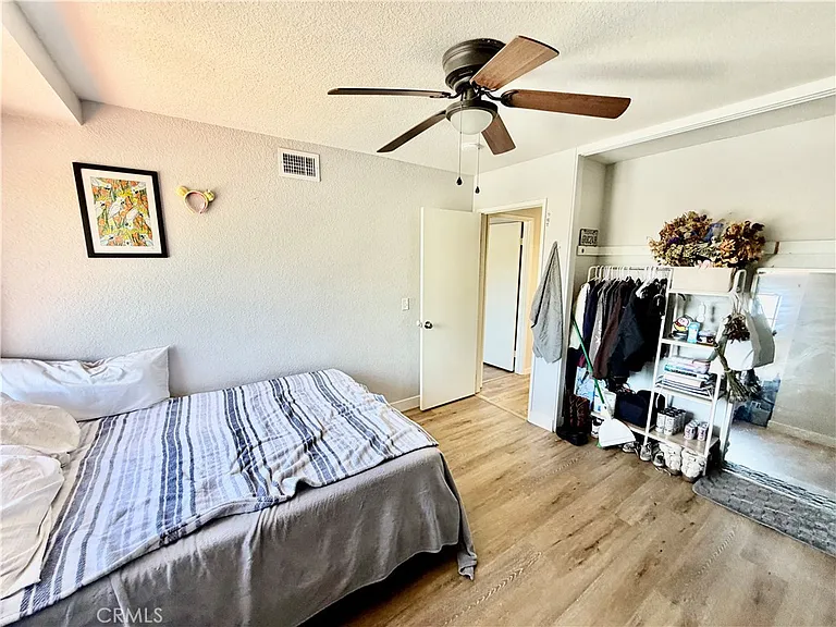 39711 Barberry Ct — Photo 45
