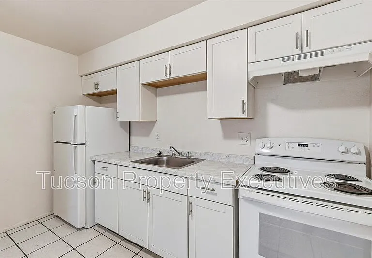 319 E Mohave Rd #109 — Photo 4
