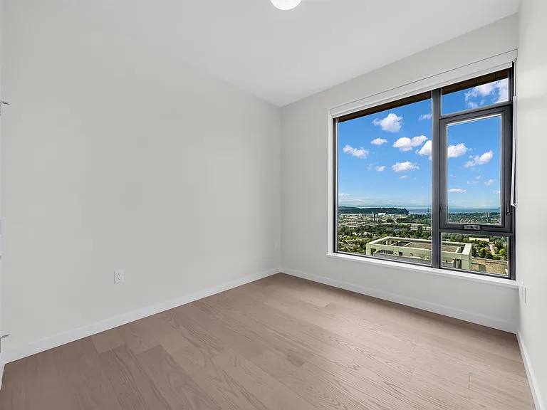 128 W 15th St #2101 — Photo 8