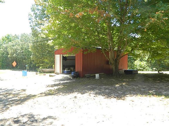 3rd image of 24875 Highway 104 S