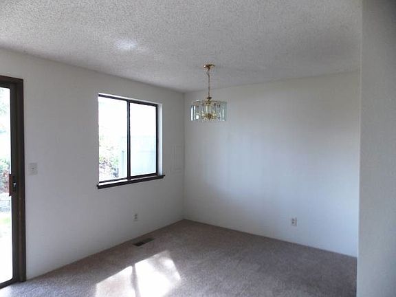 3rd image of 2336 Hood Ave APT 15