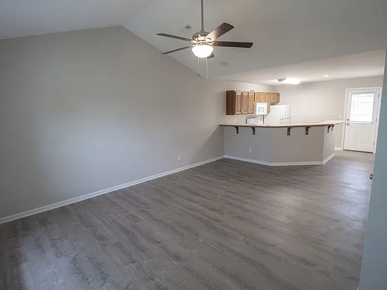 1306 Godas Dr — Photo 3
