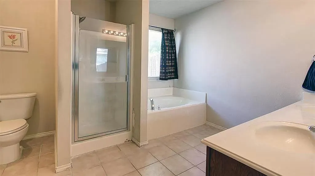 3 bed, 1490 sqft, $2,350 — Photo 2
