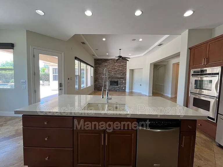 135 Tesori Dr — Photo 46