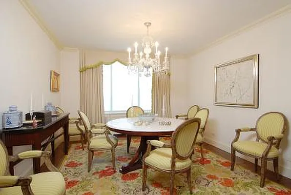 Sold by Corcoran | media 21