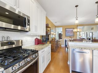 49 Ebersohl Cir, Whitehouse Station, NJ 08889