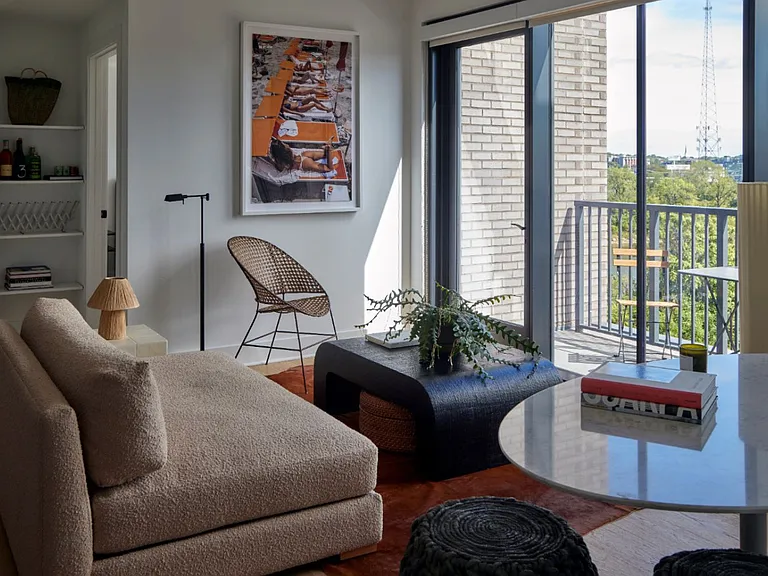 Neuhoff Residences — Photo 37