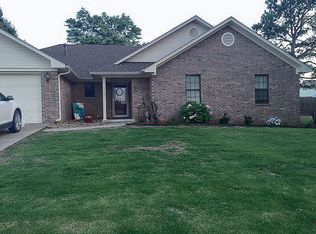 1111 Mourning Dove Ln, Russellville, AR 72801