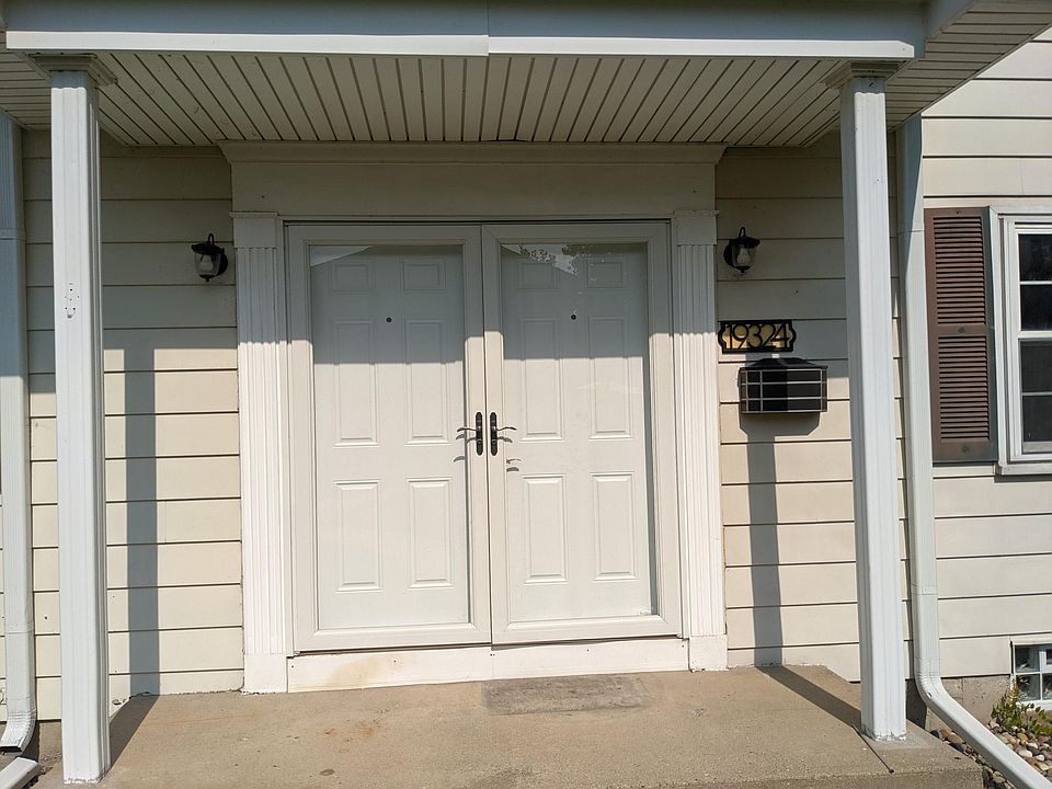 1st image of 19324 Old Bridge Ct