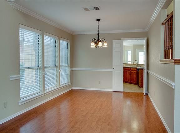 5th image of 536 Meadowood Ln