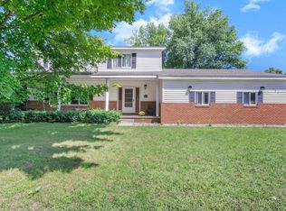 320 Hillcrest Dr, Shelby, MI 49455