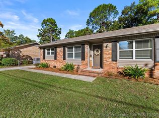 1607 Inverness Dr, Fayetteville, NC 28304