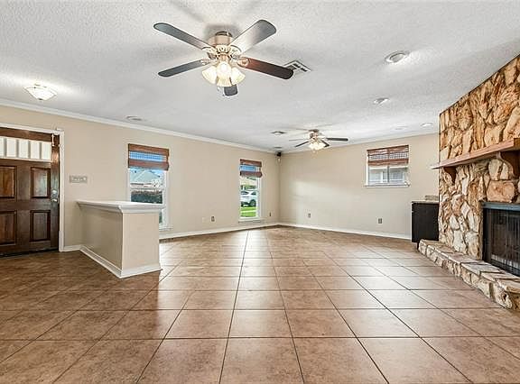 2nd image of 1437 Ocean Dr