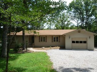 8951 Cherokee Trl, Crossville, TN 38572