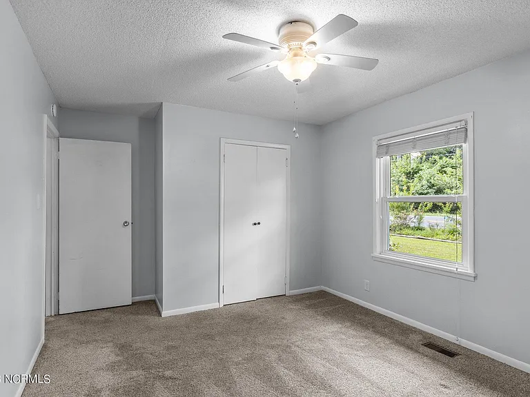 4303 Country Club Rd — Photo 21