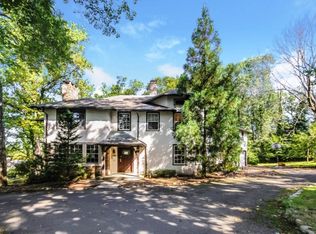 37 Stewart Rd, Essex Fells, NJ 07021