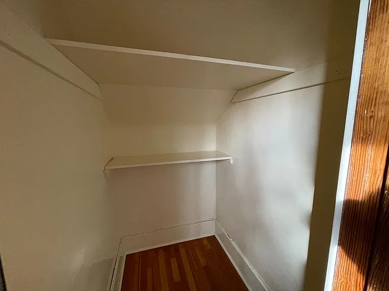 801 W 5th Ave — Photo 11