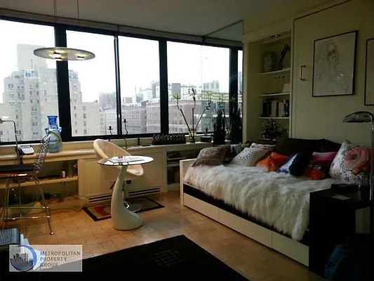 Rented by Metropolitan Property Group | media 23