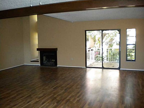3rd image of 240 Windward Psge APT 803
