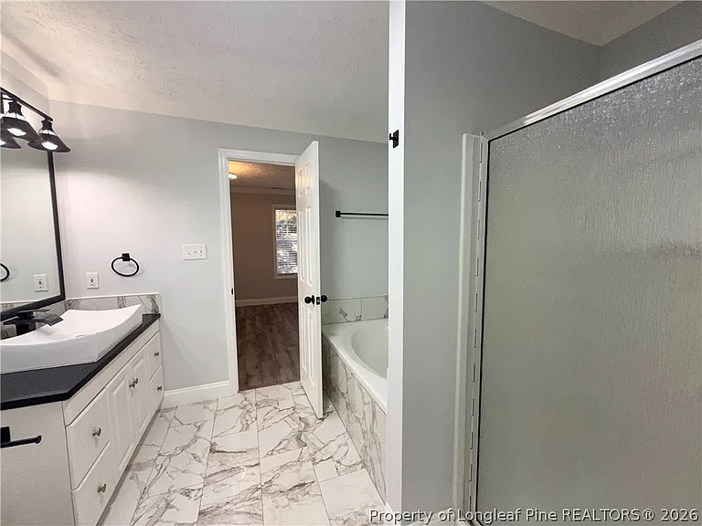 392 Bubble Creek Ct #6 — Photo 11
