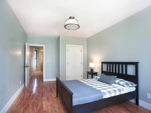 5th image of 54 E 130th St APT 4