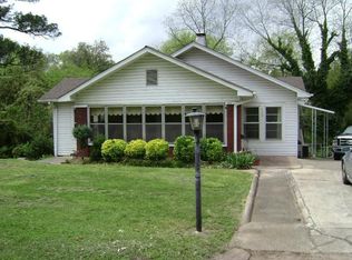 907 11th Ave, Midfield, AL 35228