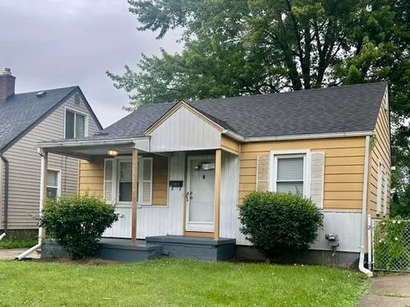 22058 Lambrecht Ave, Eastpointe, MI 48021