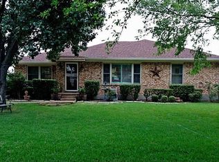 4118 Hickox Rd, Rowlett, TX 75089