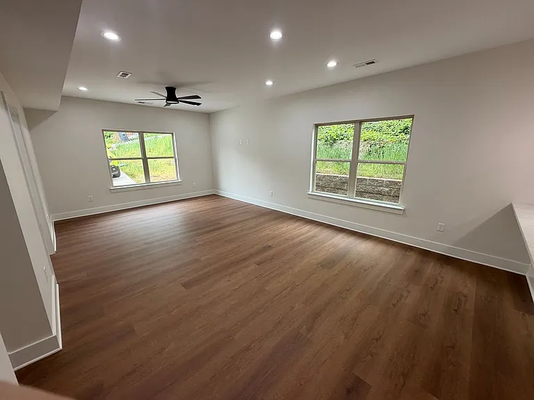 2417 Waverly St NW — Photo 34