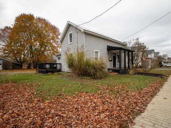 1043 N Center St, Corry, PA 16407