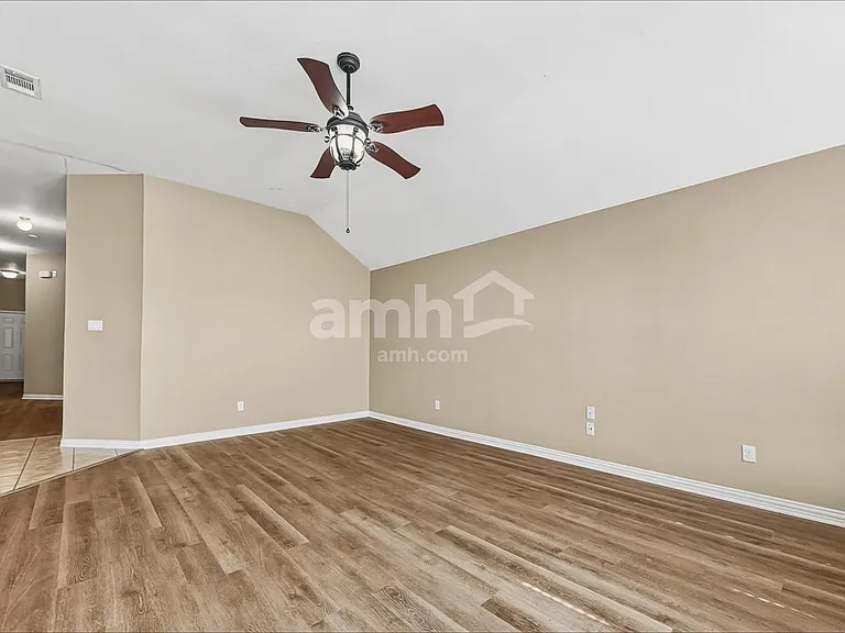 148 Horseshoe Bnd — Photo 7
