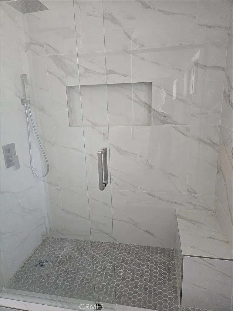 2 bed, 1323 sqft, $4,000 — Photo 1