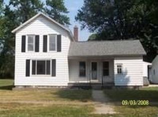 132 W Division St, Sherwood, MI 49089