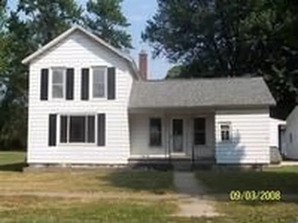 132 W Division St, Sherwood, MI 49089