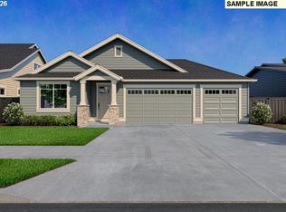 7395 SE Treeline St, Hillsboro, OR 97123