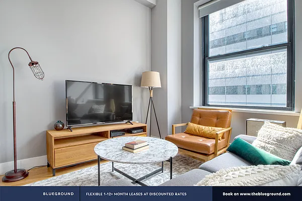 Rented by The Blueground | media 34