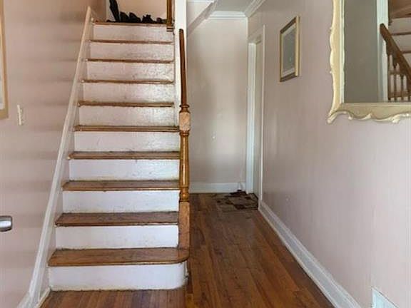 5th image of 3213 Wickham Ave