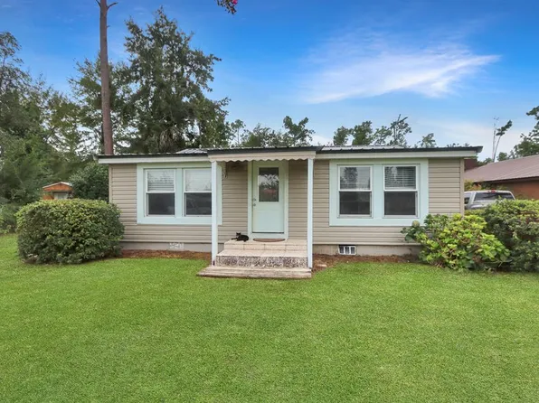 848 Our Town Rd, Wewahitchka, FL 32465