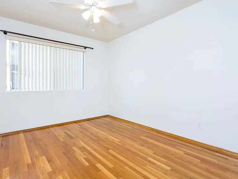 4163 Cleveland Ave — Photo 10